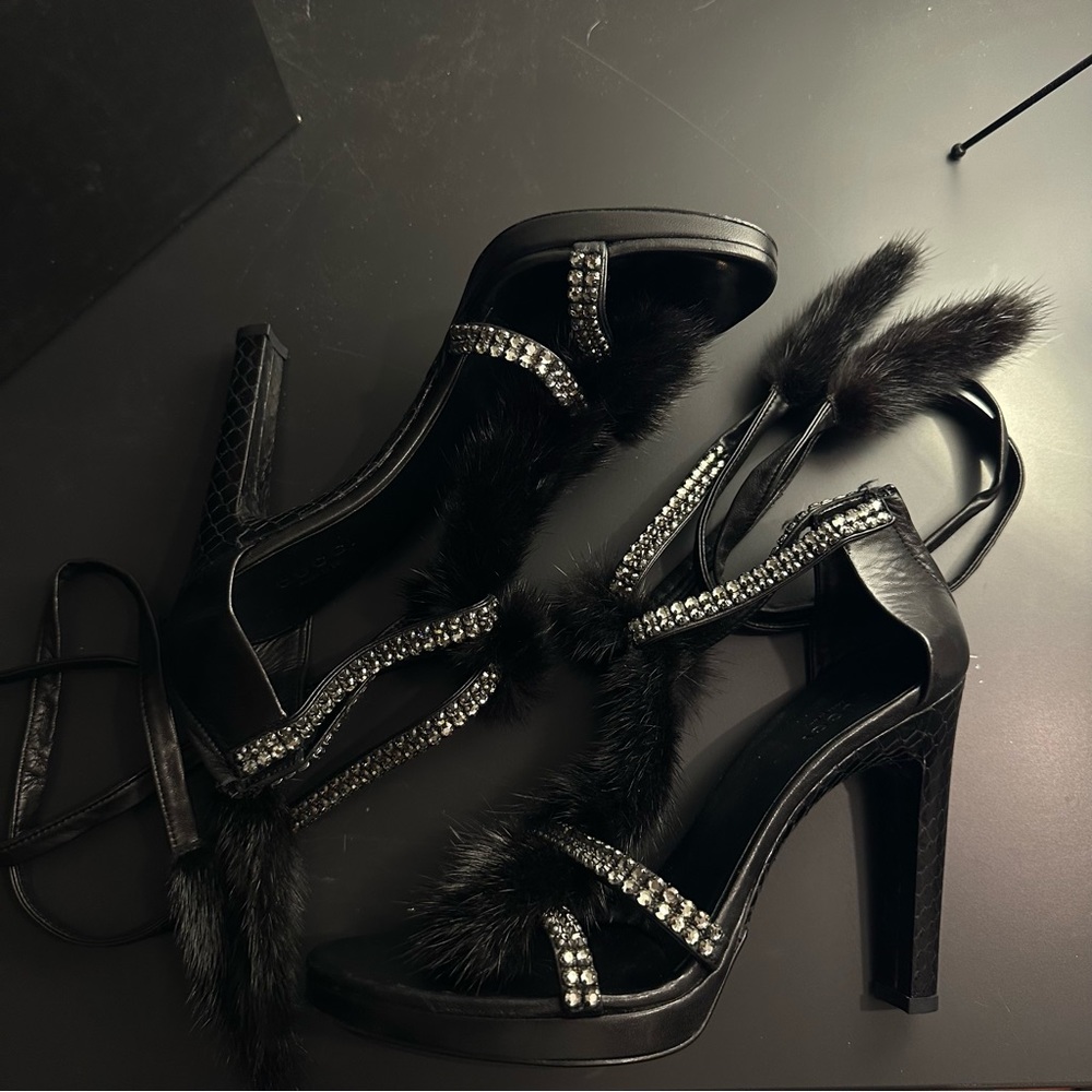 Tom Ford Gucci FW 2004 Swarovski Crystal Mink Fur Python heels
